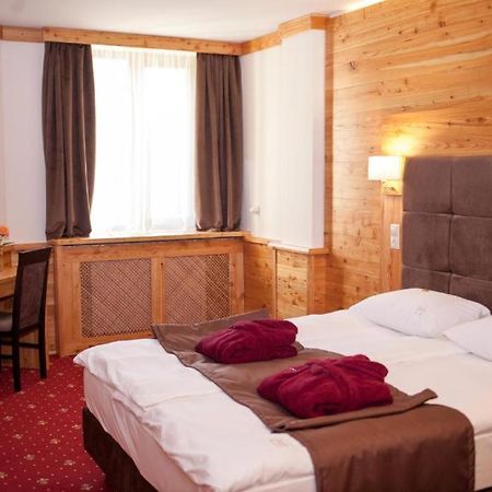 Baron Spa Hotel - Museum Yaremche Ngoại thất bức ảnh