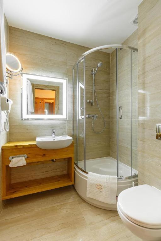 Baron Spa Hotel - Museum Yaremche Ngoại thất bức ảnh