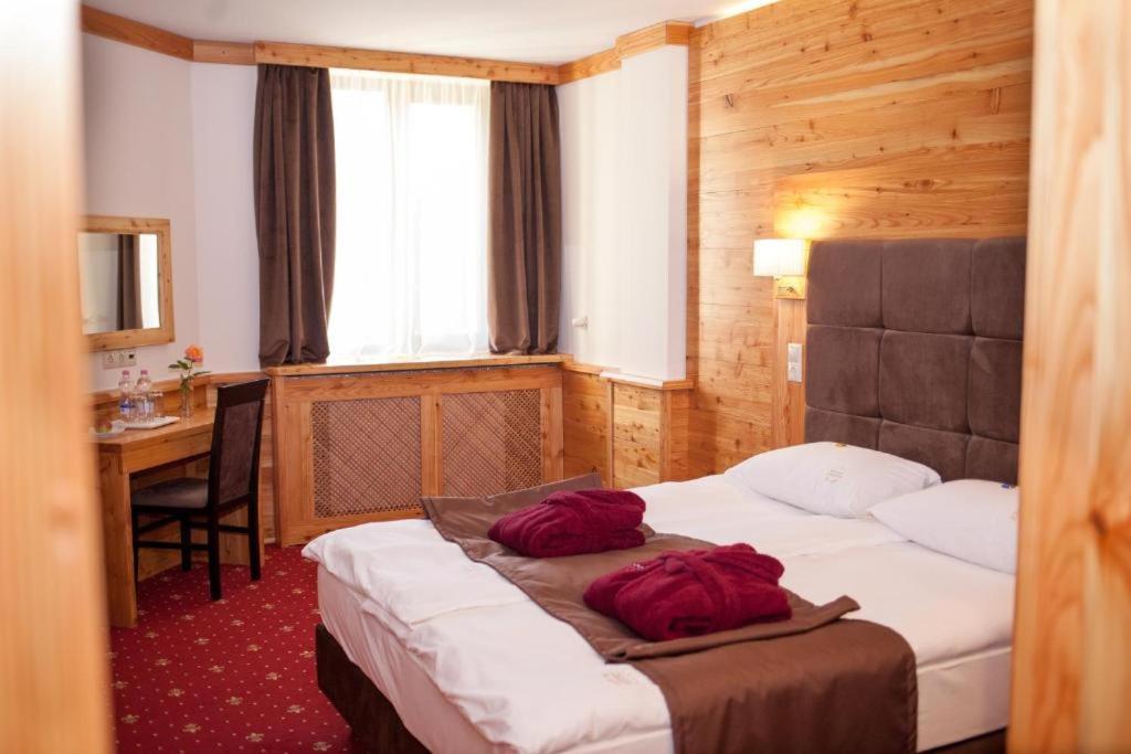 Baron Spa Hotel - Museum Yaremche Ngoại thất bức ảnh