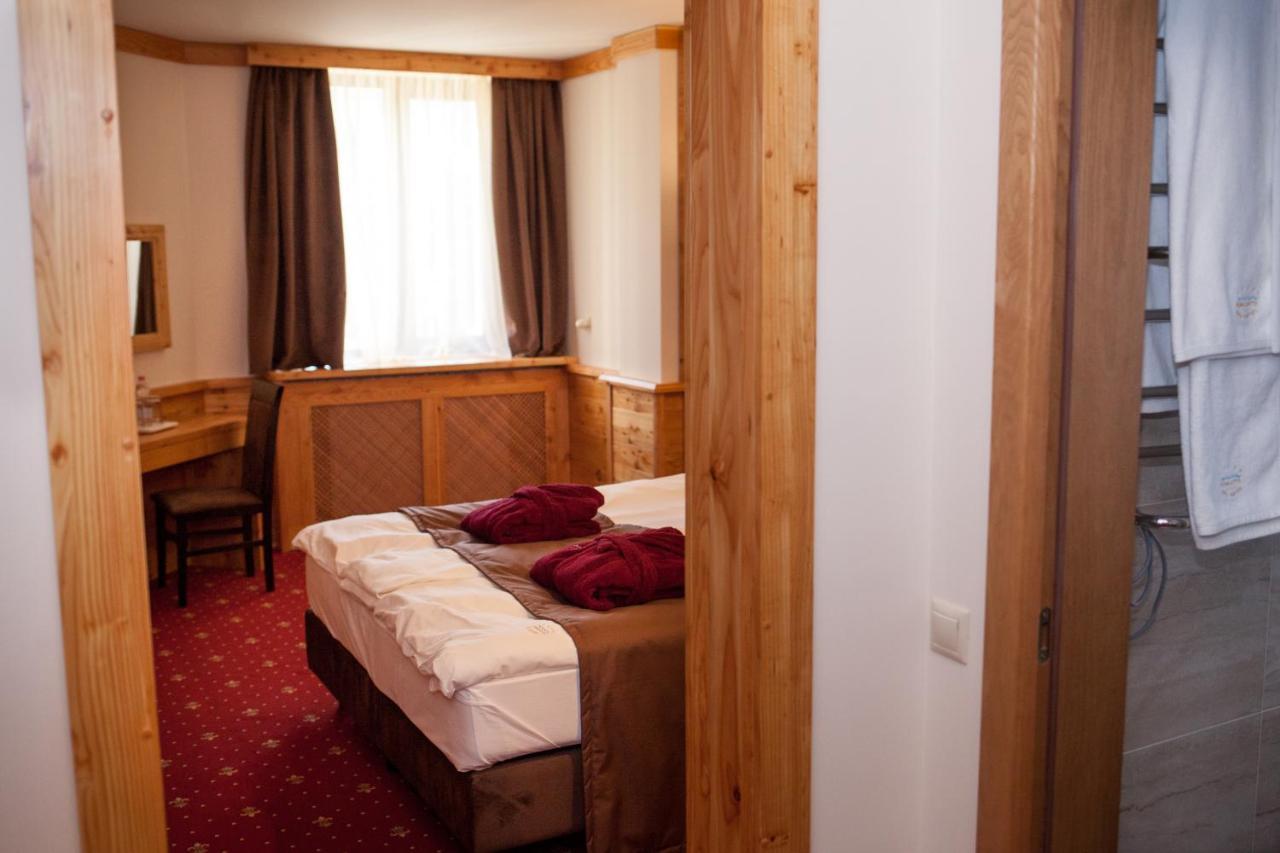 Baron Spa Hotel - Museum Yaremche Ngoại thất bức ảnh